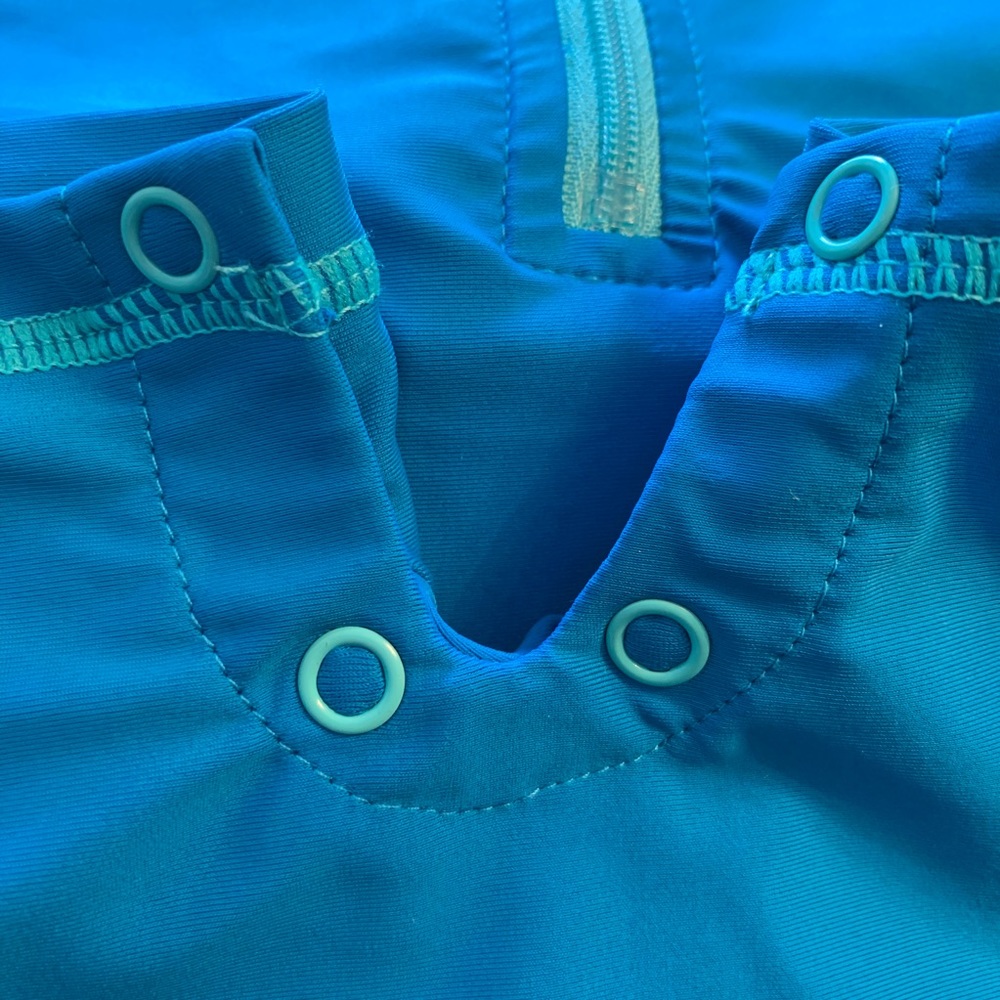 Baby Shark Hatley Boys Blue One Piece Rash Guard 3- 6 months - Picture 8 of 8